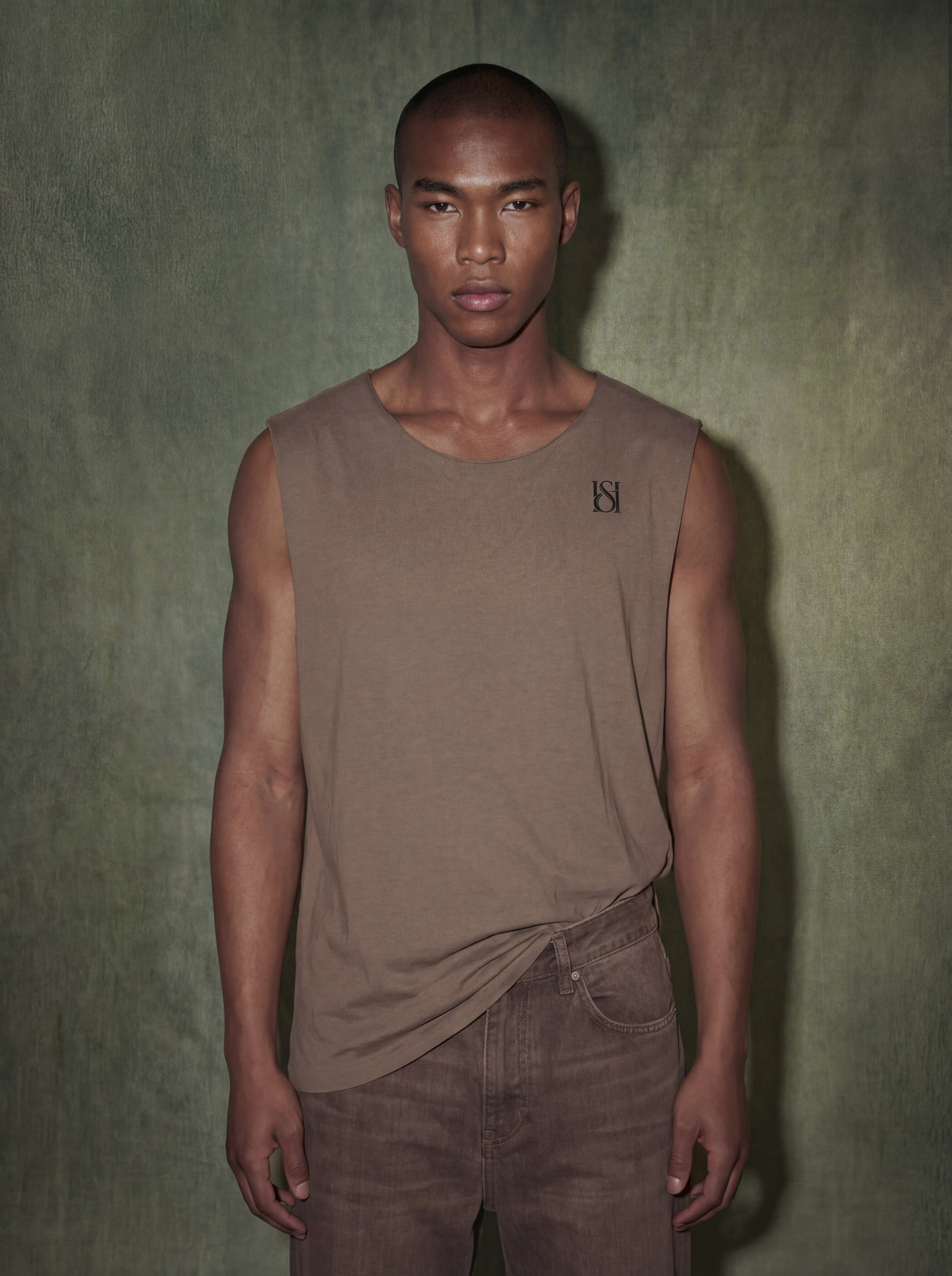 גופיה קלאב חומה