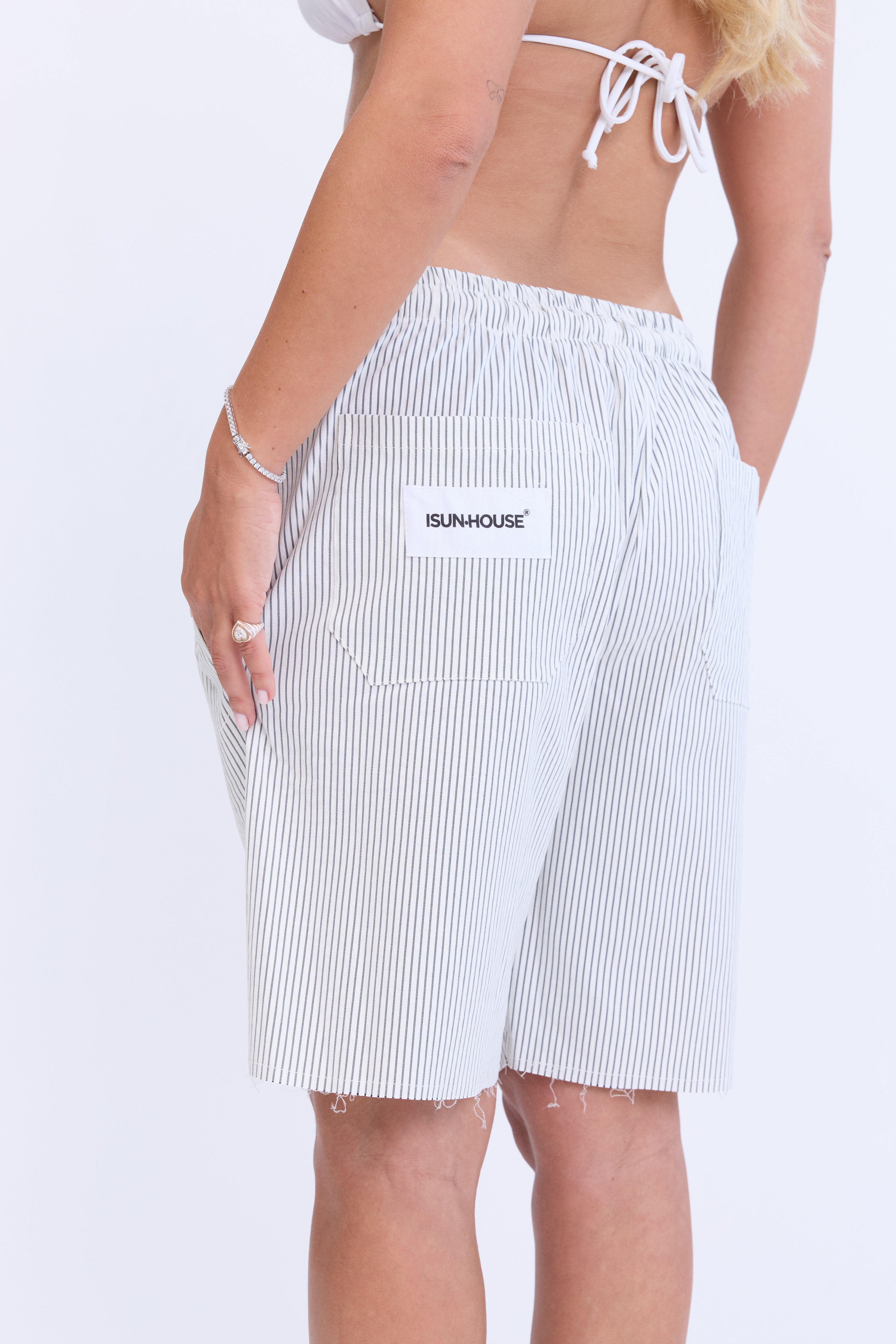 Marin Shorts - dark blue stripes