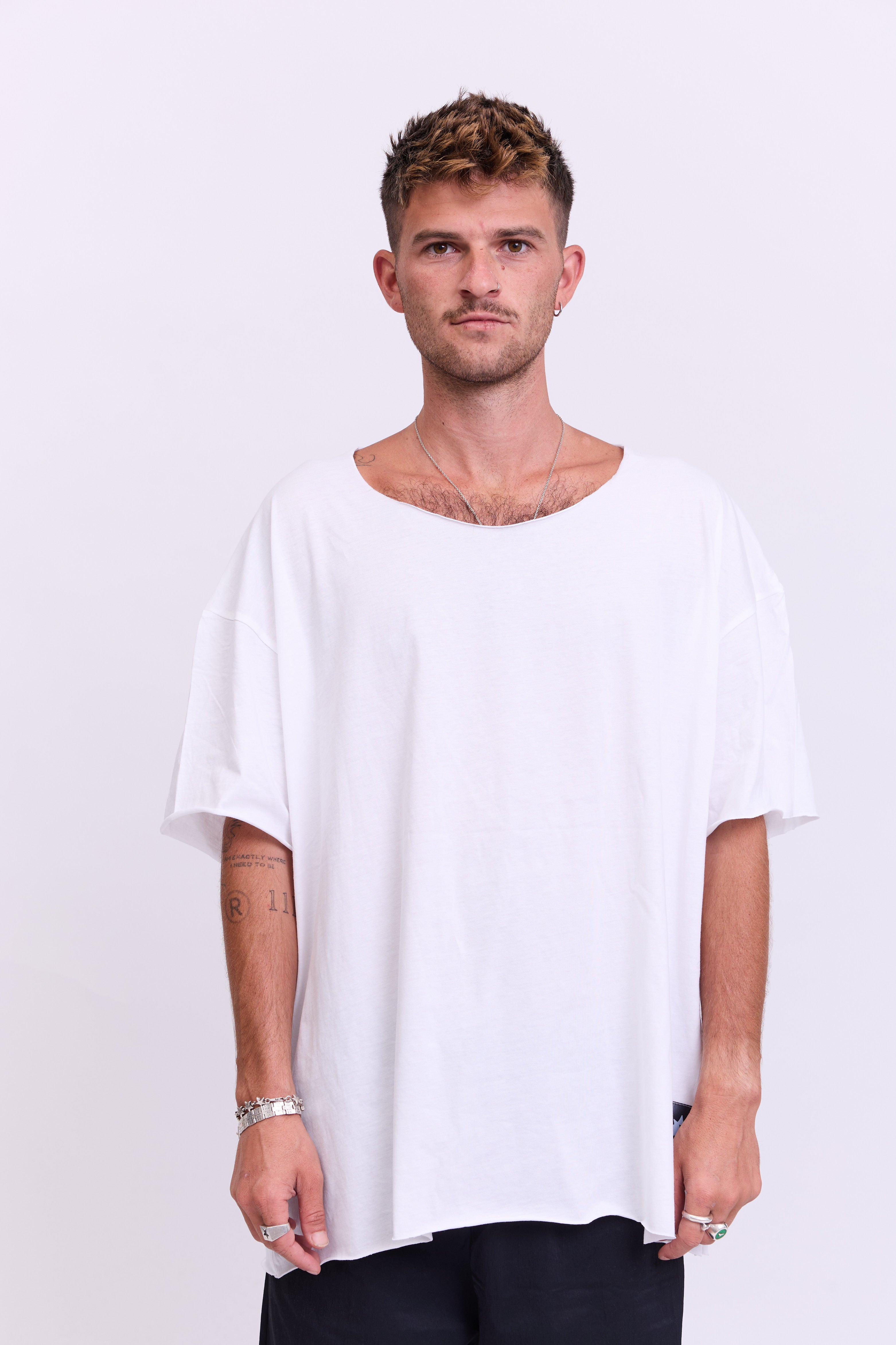 Icon F1 White