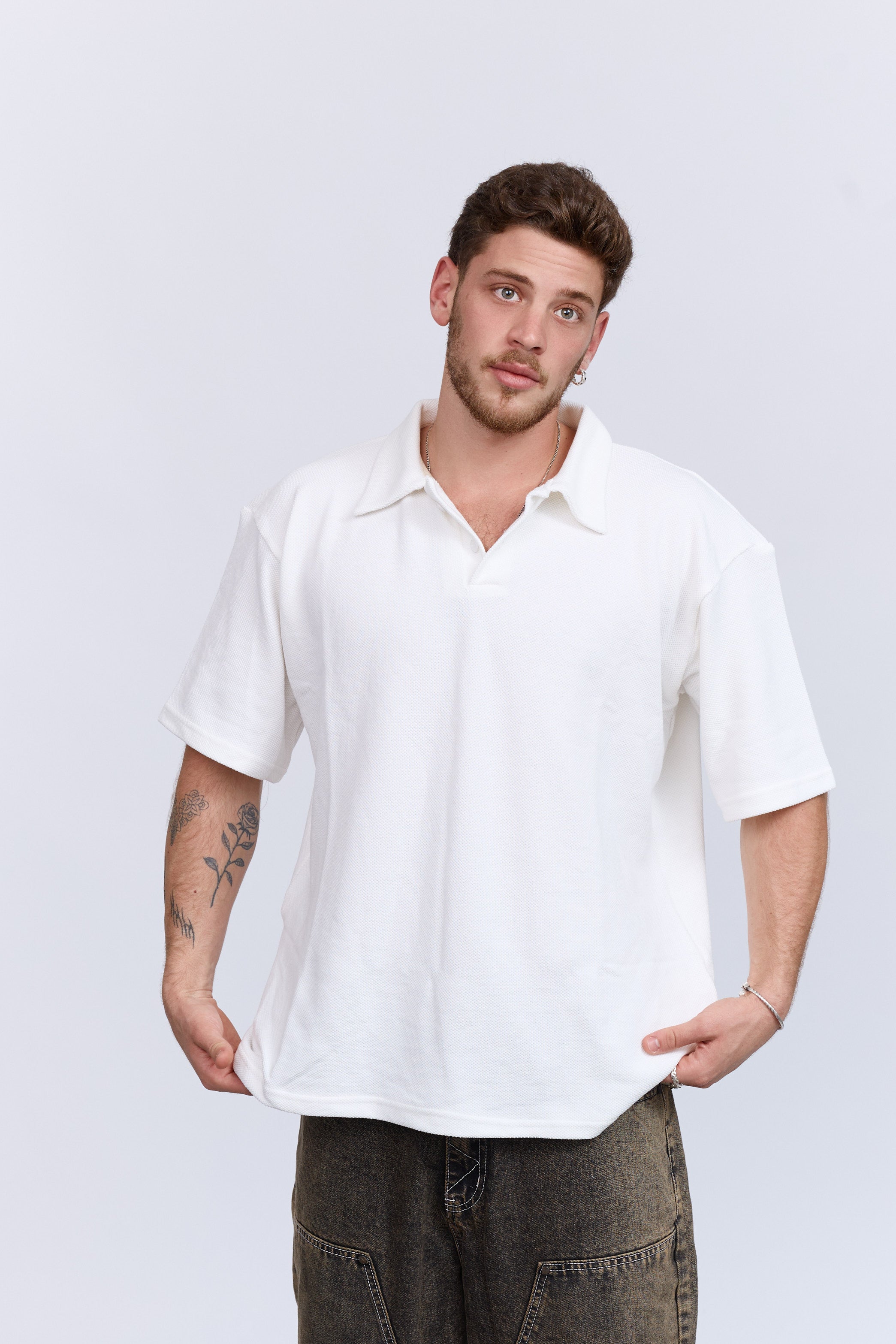 פולו לבן קצר