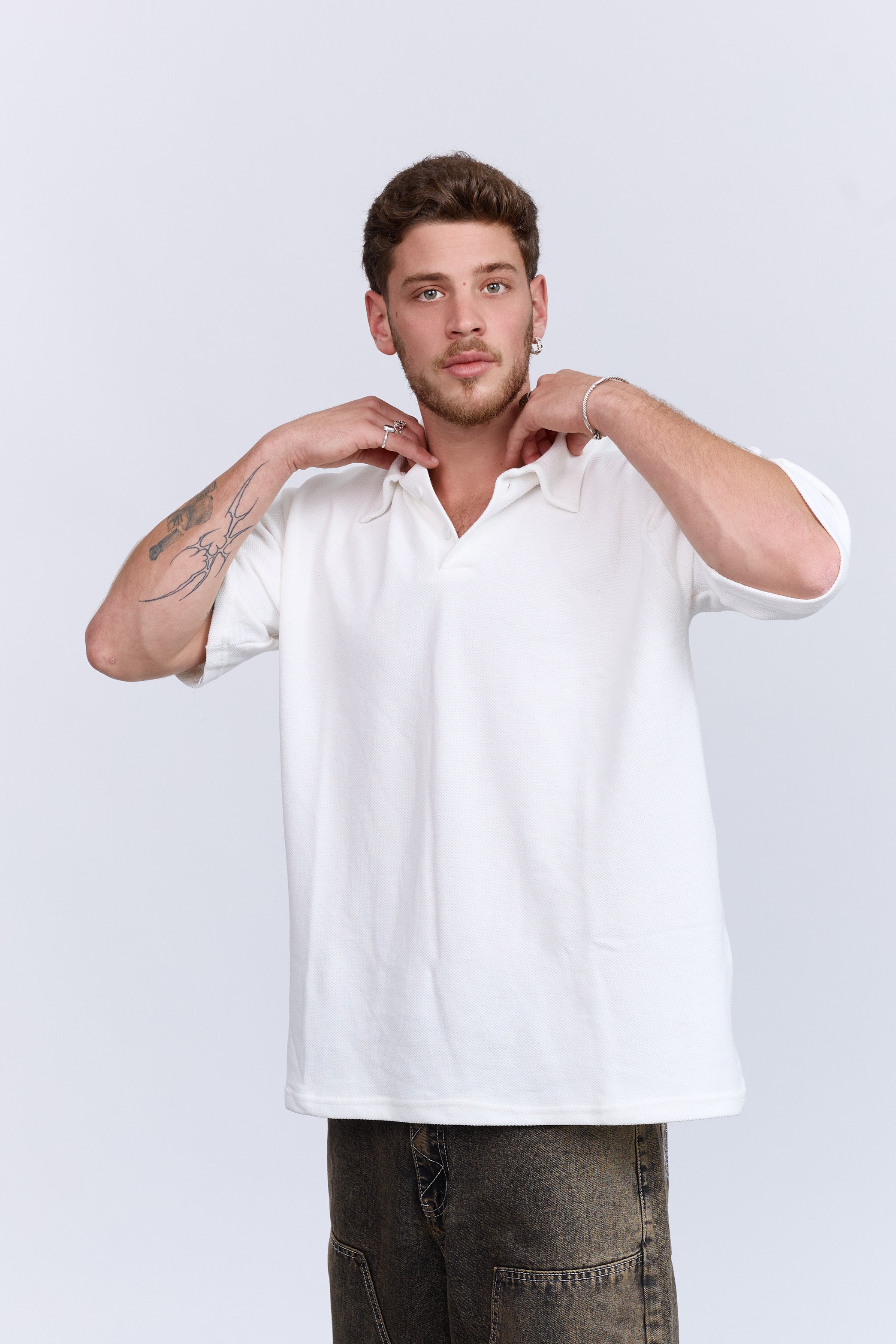 פולו לבן קצר
