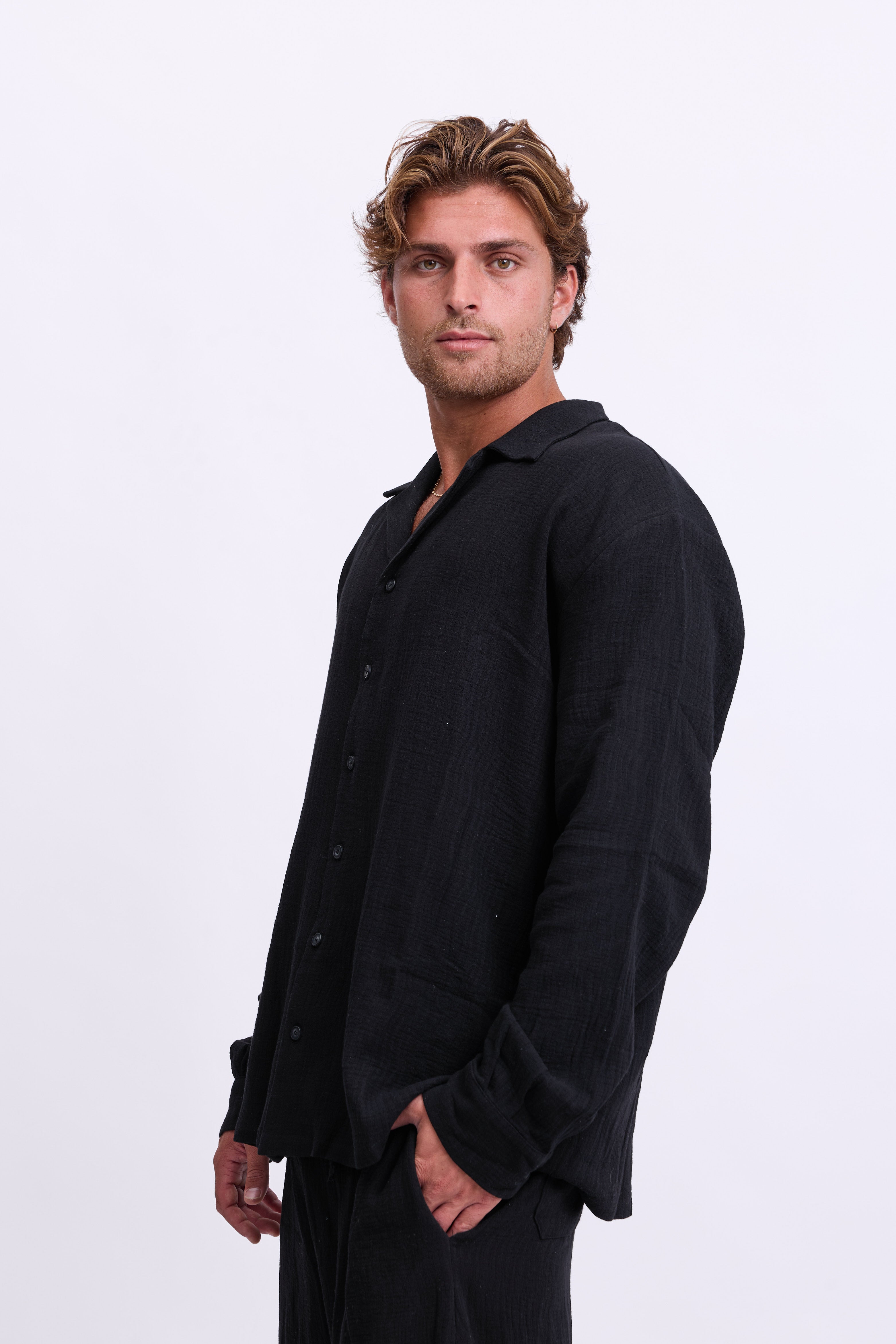 Tetra Overshirt - שחור