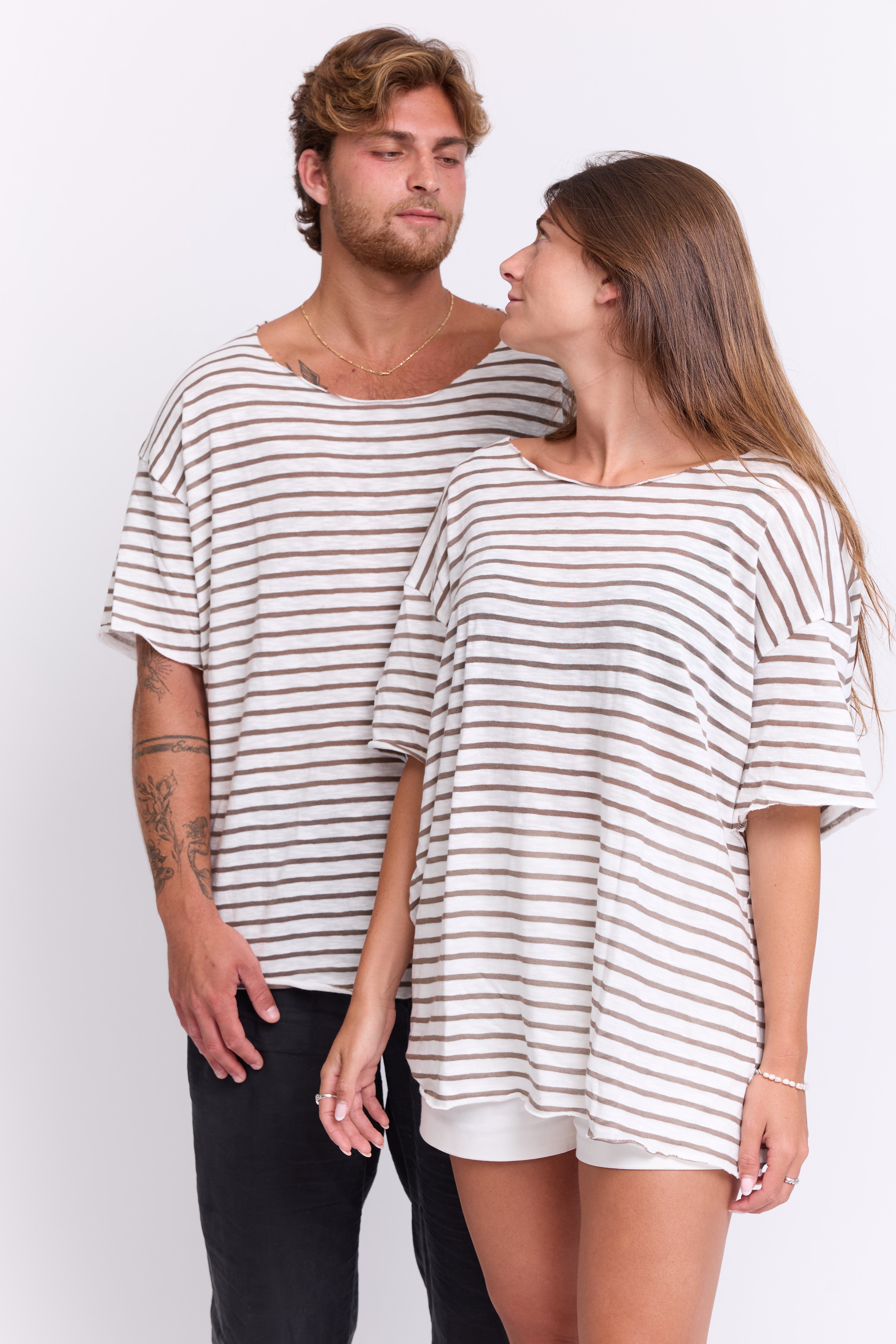 Monaco Tee – White & Brown