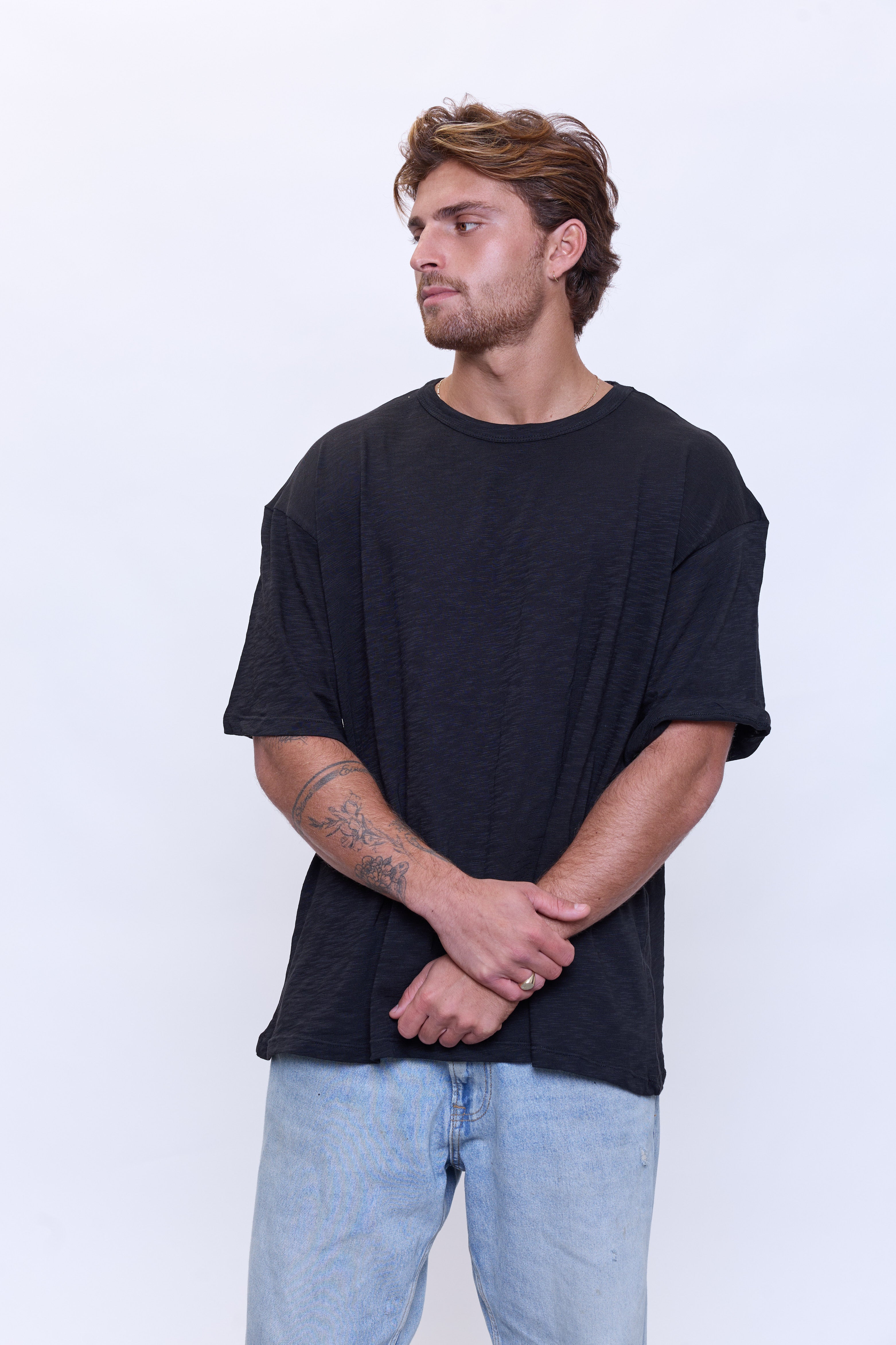 Basic Tee - שחור