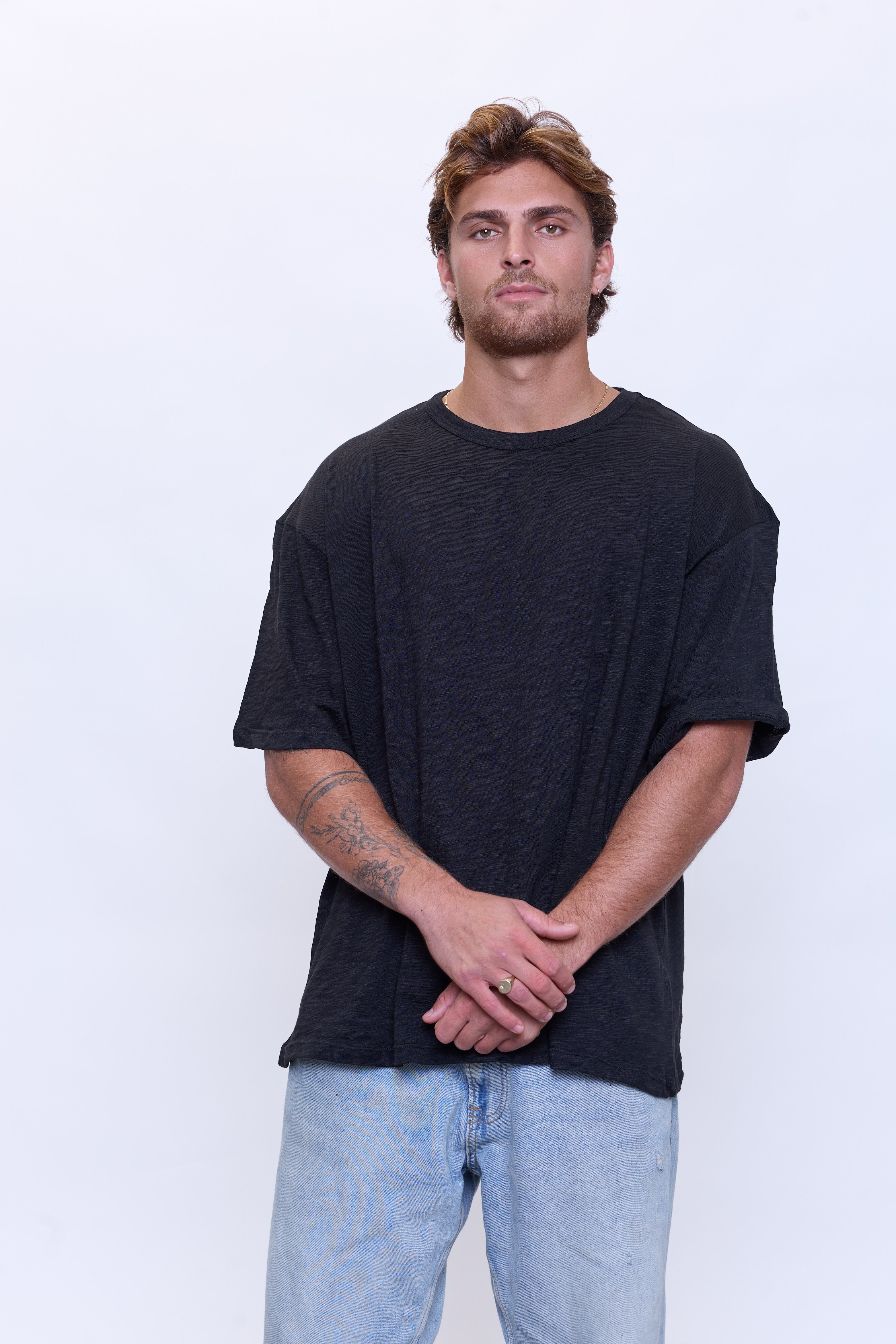 Basic Tee - שחור