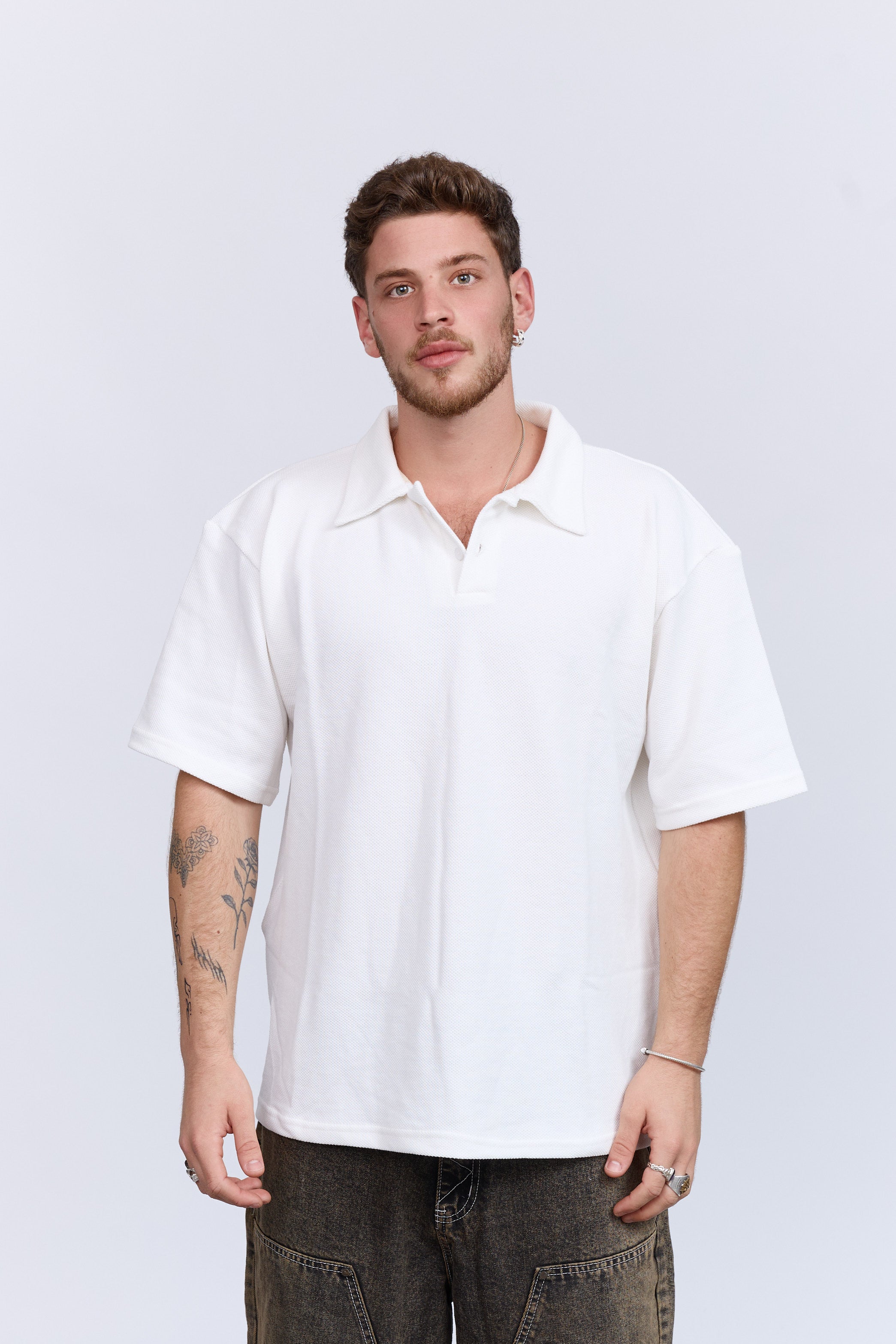 פולו לבן קצר
