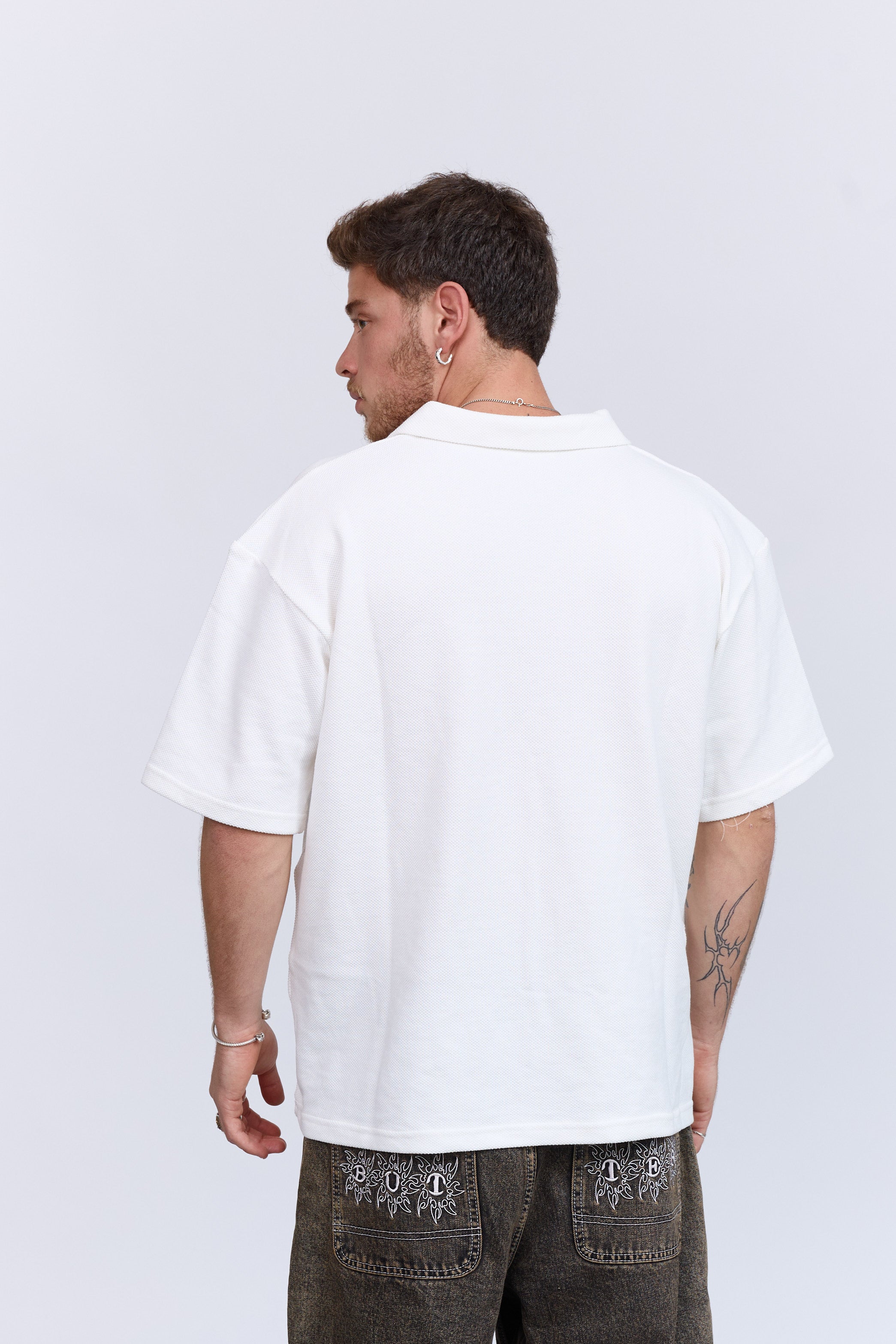 פולו לבן קצר