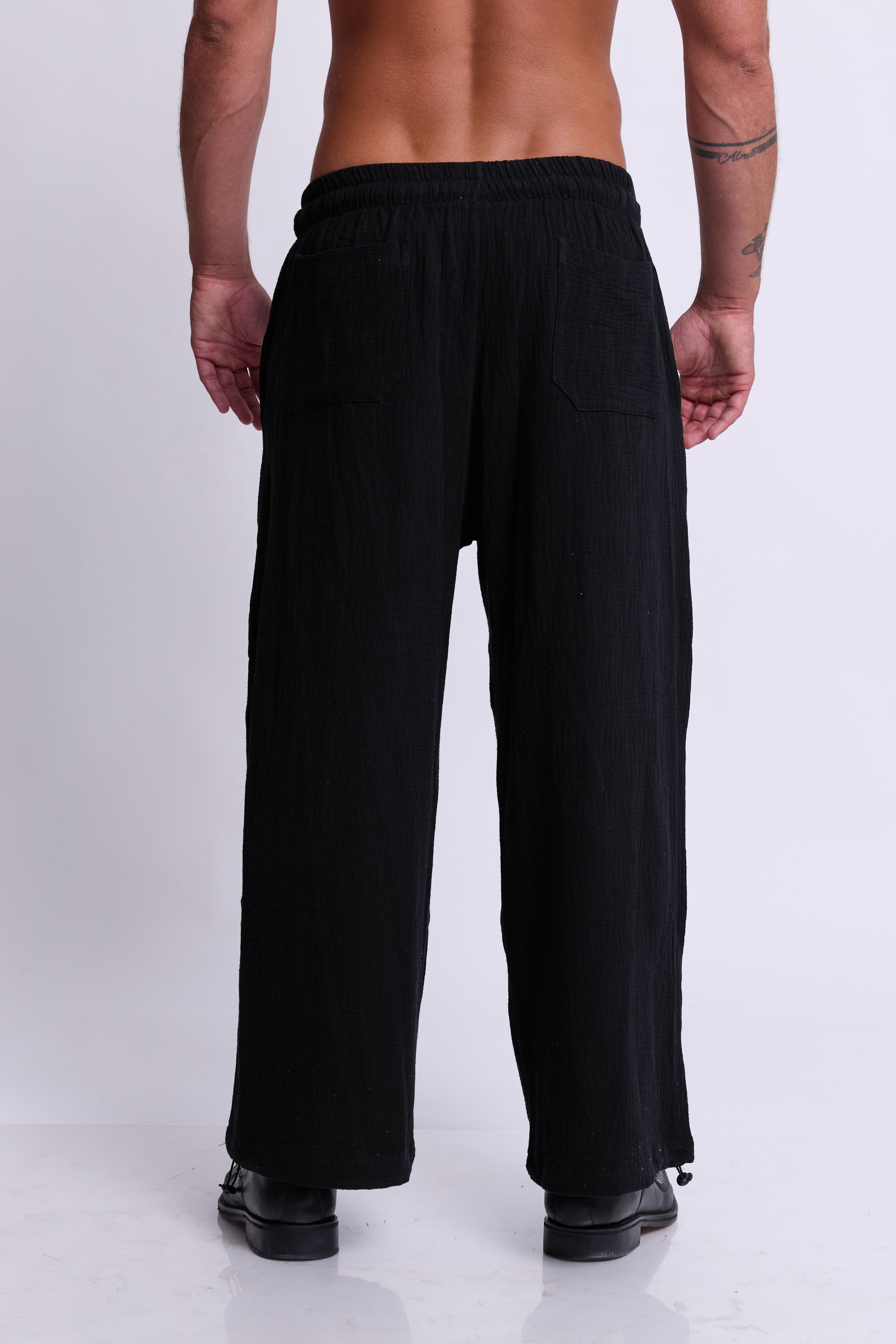 Tetra Pants - שחור