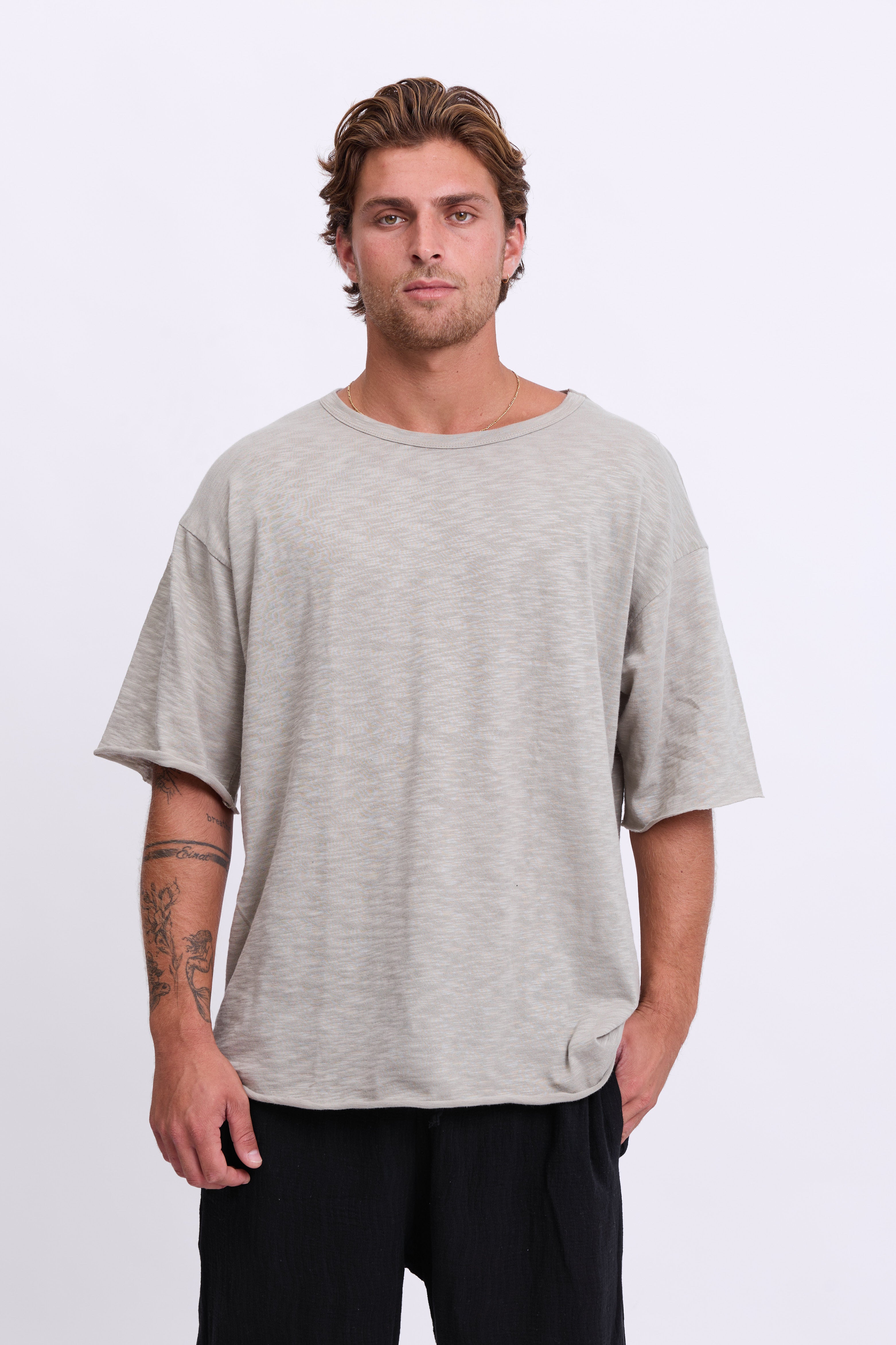 Basic Tee - ירוק זית