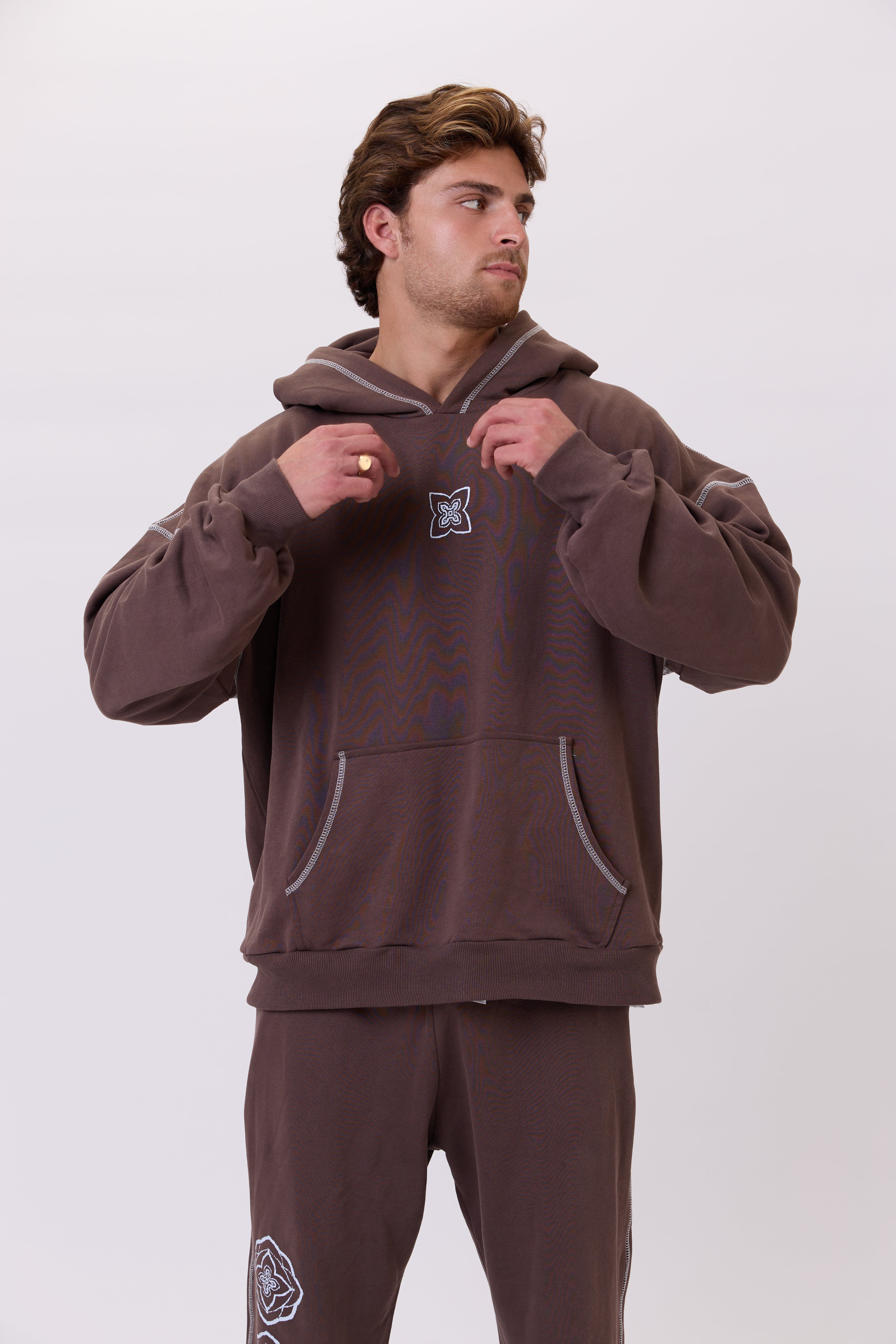 קפוצ'ון תפרים שוקולד